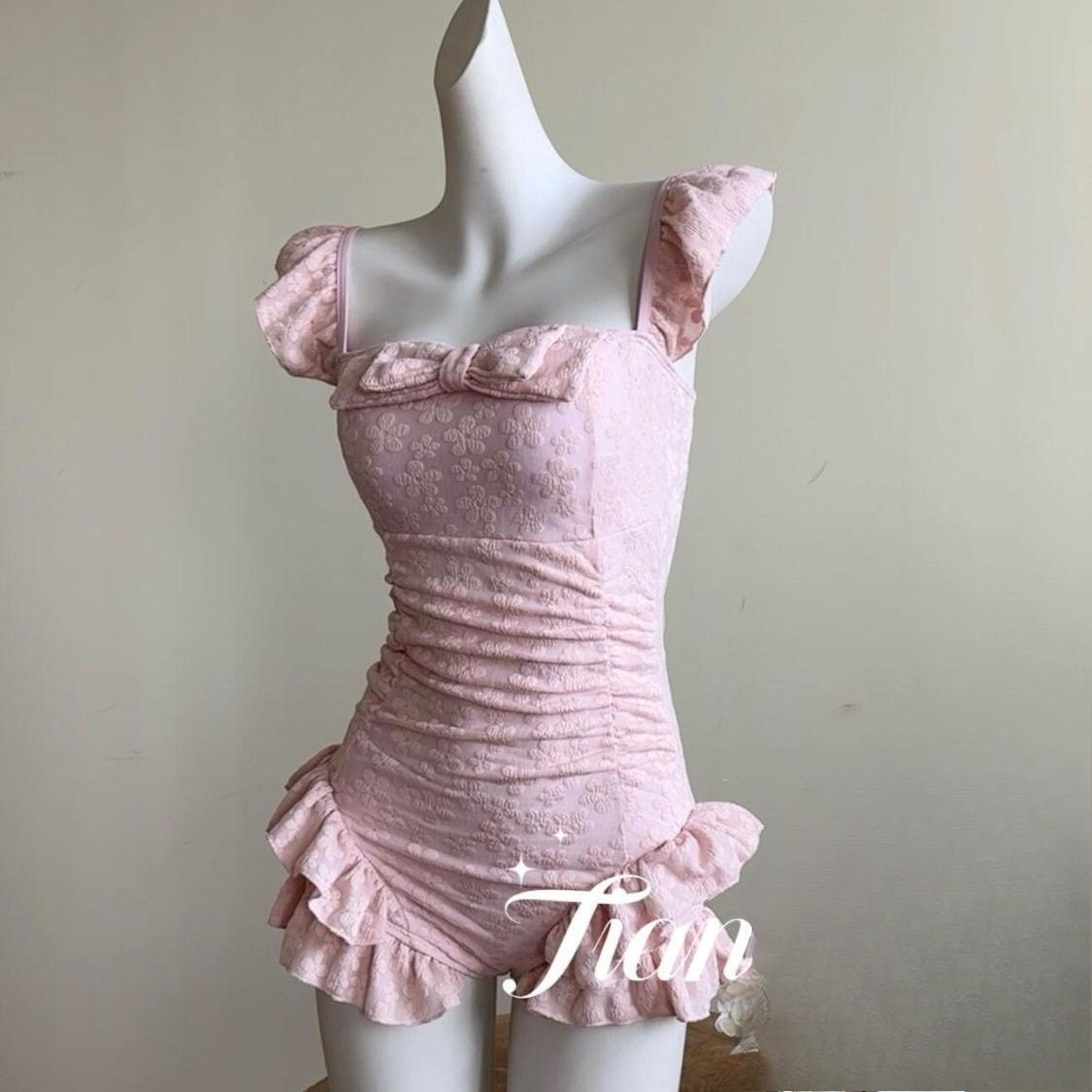 Swimsuit Women Pink Jacquard F – обзор и цена Swimsuit Bikini Ruched